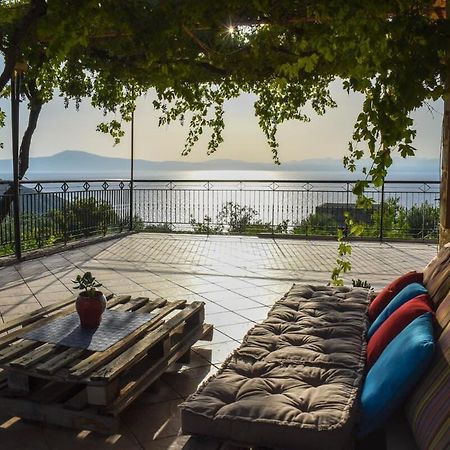Coastal Stone Residence With Spectacular Scenery Kitriaí エクステリア 写真