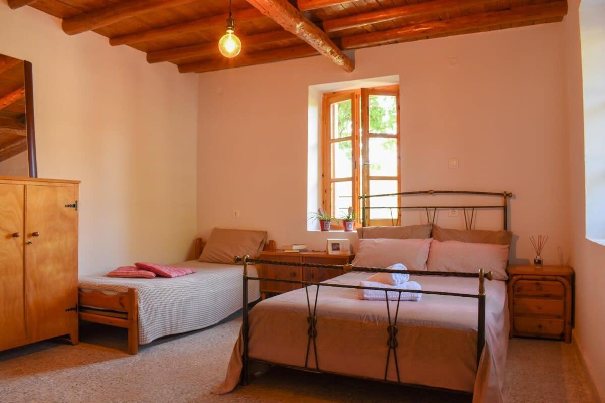 Coastal Stone Residence With Spectacular Scenery Kitriaí エクステリア 写真