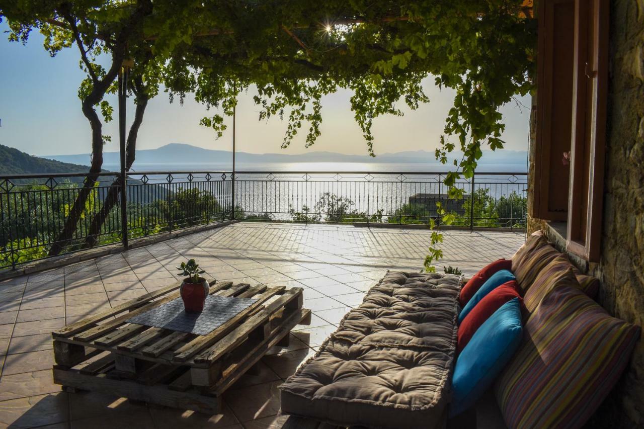 Coastal Stone Residence With Spectacular Scenery Kitriaí エクステリア 写真